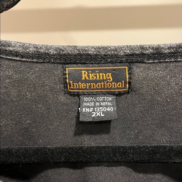 Multicolor Embroidered Long Sleeve Top - Picture 8 of 9